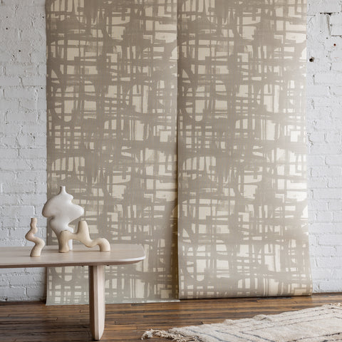 Monoprint Linen Grasscloth Wallpaper - Elegant Beige Modern Geometric Grasscloth, Perfect for Creating a Warm, Inviting Space for Professional Interior Designers